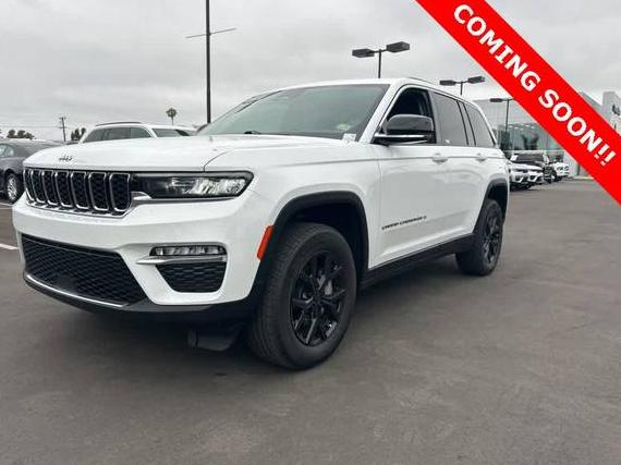 JEEP GRAND CHEROKEE 2022 1C4RJGBG8N8589458 image